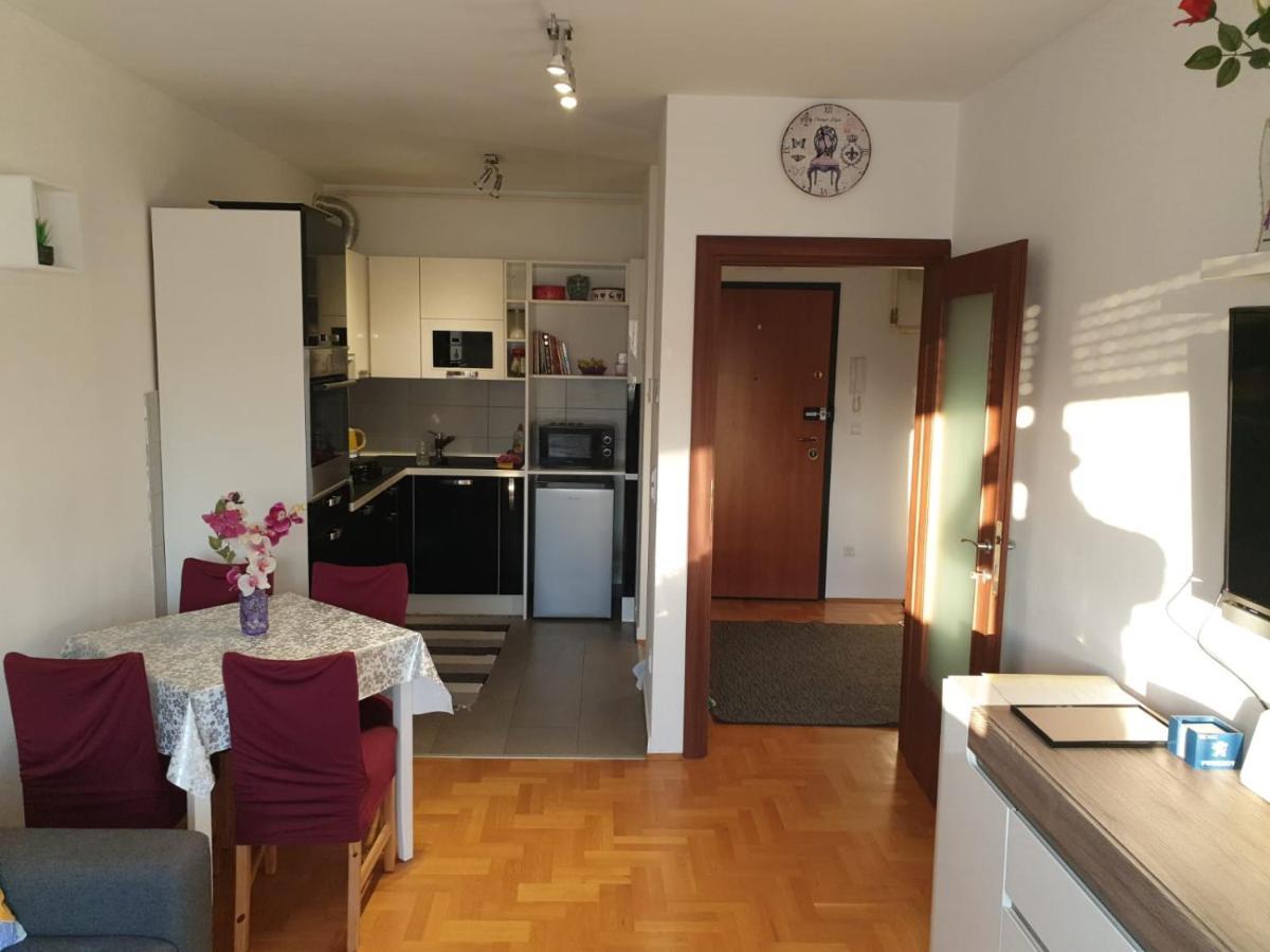 Apartman Dzakula Zagabria Esterno foto