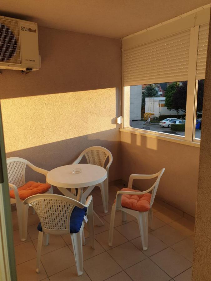 Apartman Dzakula Zagabria Esterno foto